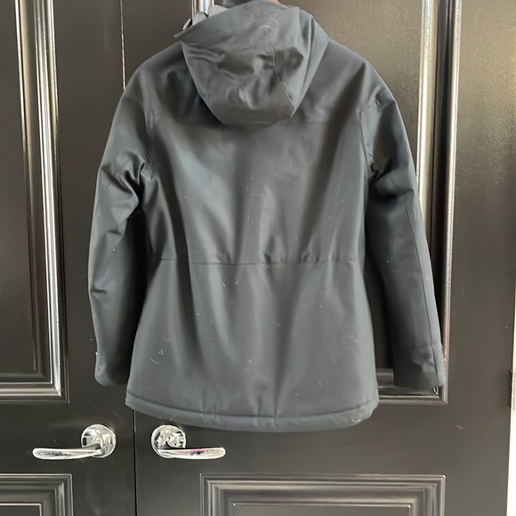 Community (Aritzia) coat - Picture 2 of 4